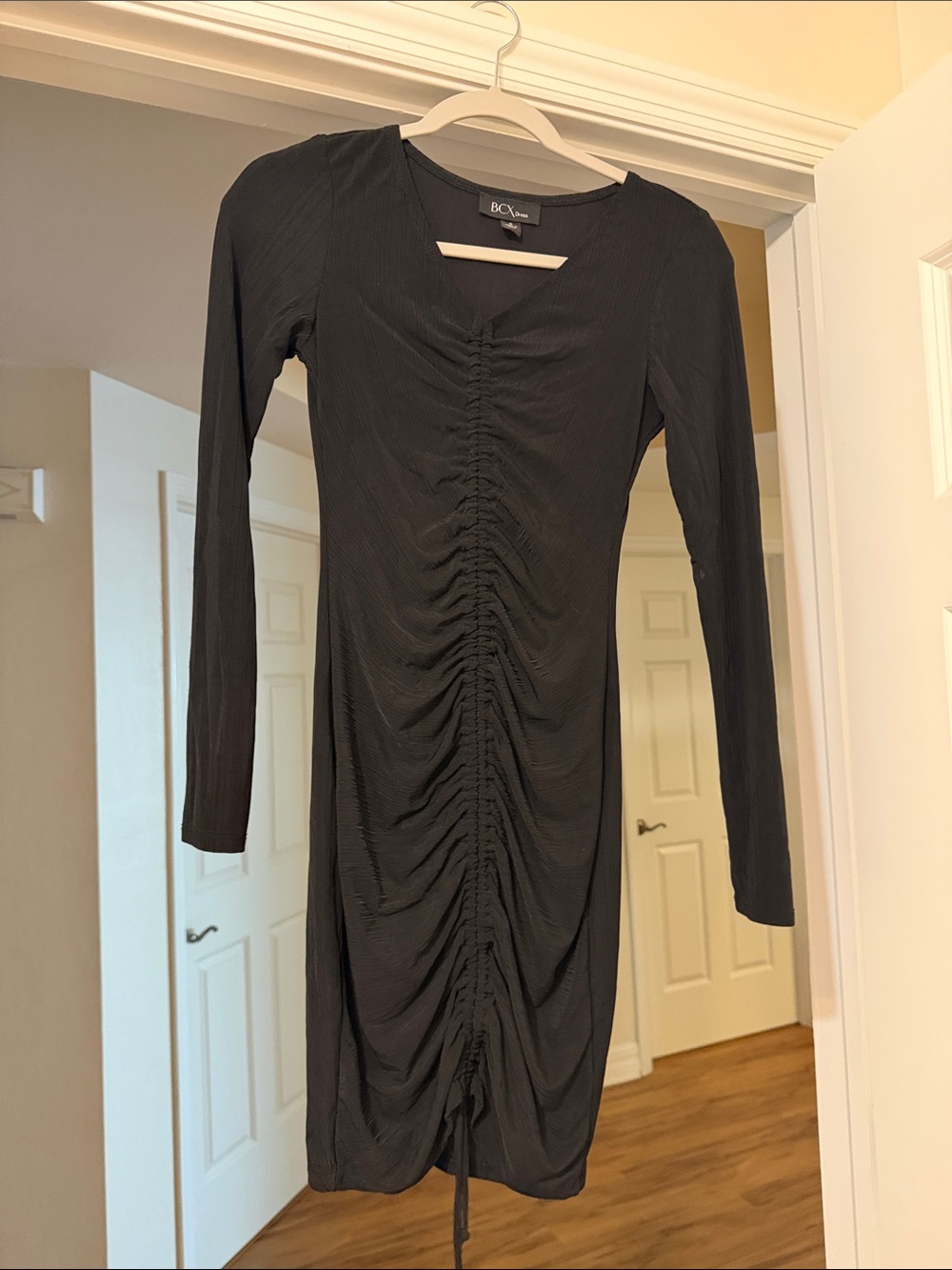 BCX Black Long-Sleeve Ruched Midi Dress
